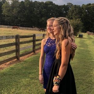 Meet your Posher, Kayla